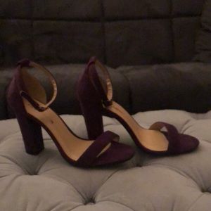 Purple velvet Heels Charm